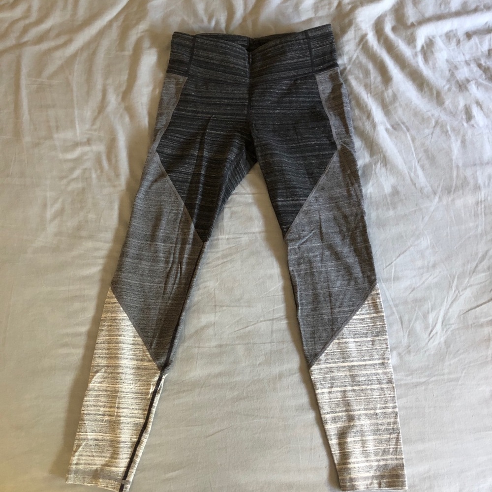 Gray leggings - Picture 2 of 4